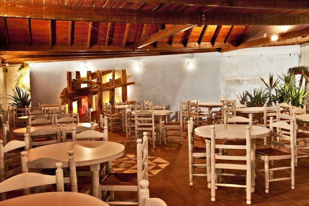 Aeolos Bay Hotel Tínos レストラン 写真